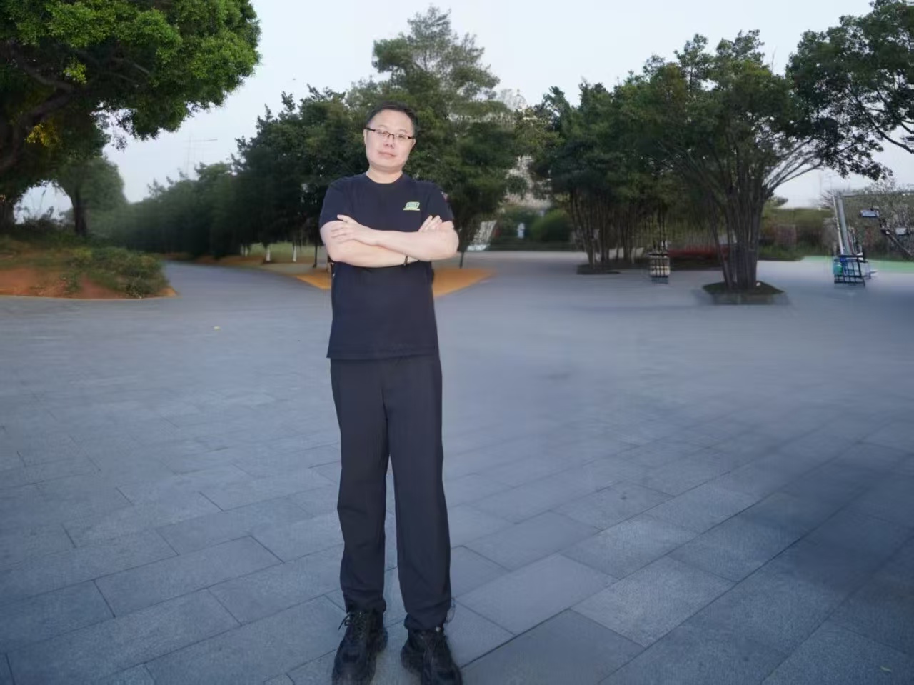 赵长昊 个人照片(横版).jpg
